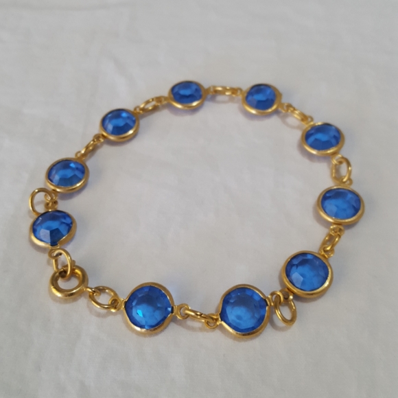 Bracelet & Earring Set - Picture 3 of 8